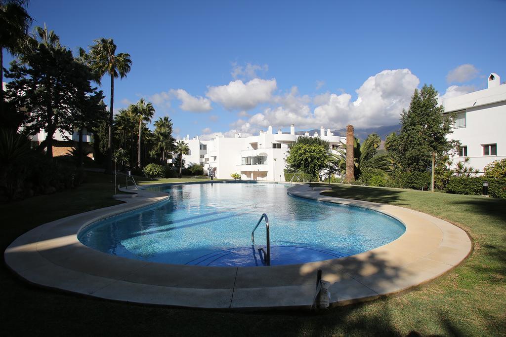 Sunny Golf Apartment Estepona Ngoại thất bức ảnh