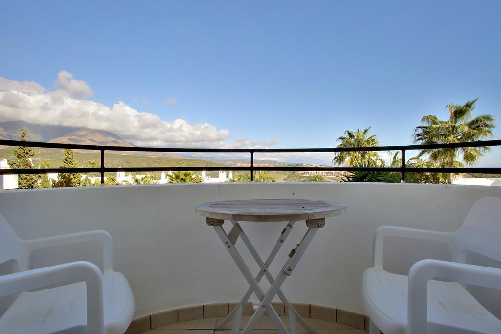 Sunny Golf Apartment Estepona Ngoại thất bức ảnh